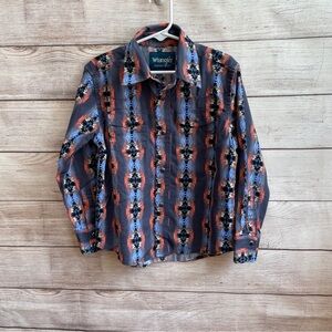 NEW WITHOUT TAGS WRANGLER WESTERN SHIRT IN‎ AZTEC PRINT